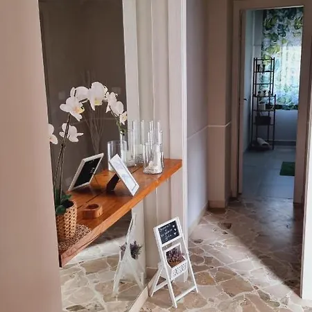 Giulia * Giarre