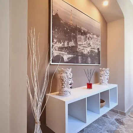 Apartment Giulia *