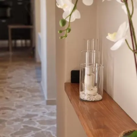 Giulia Apartment